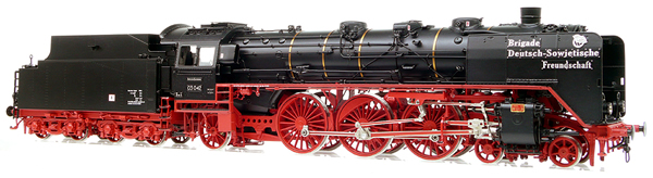 Micro Metakit 11324H - BR 03 042 Express Locomotive Black/Red Livery 